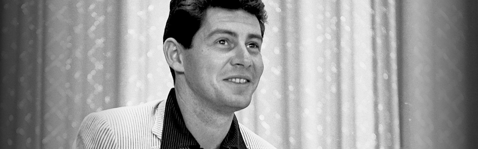 EVERY UK NUMBER ONE SONG: 'I'm Walking Behind You' - Eddie Fisher
