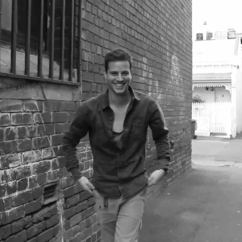 REVIEW: Ben Hazlewood - 'Sail Away'