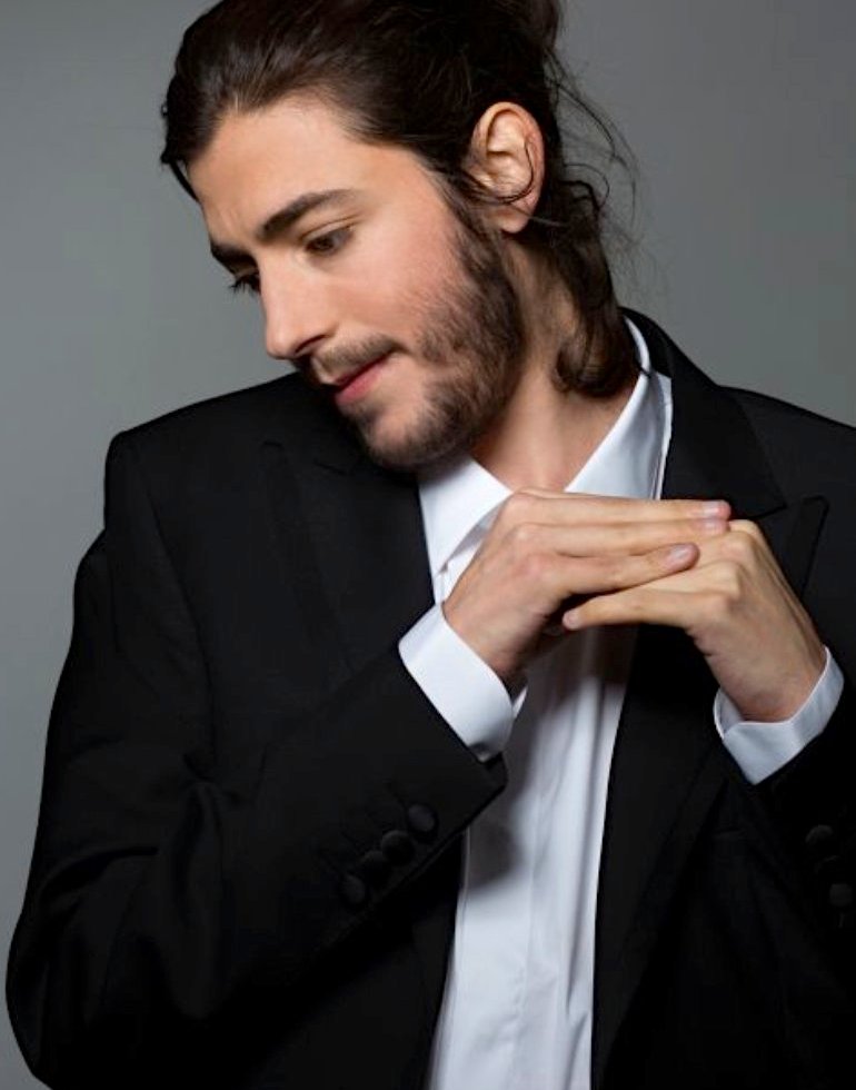 Eurovision Song Contest 2017: Portugal - "Amar Pelos Dois" By Salvador Sobral