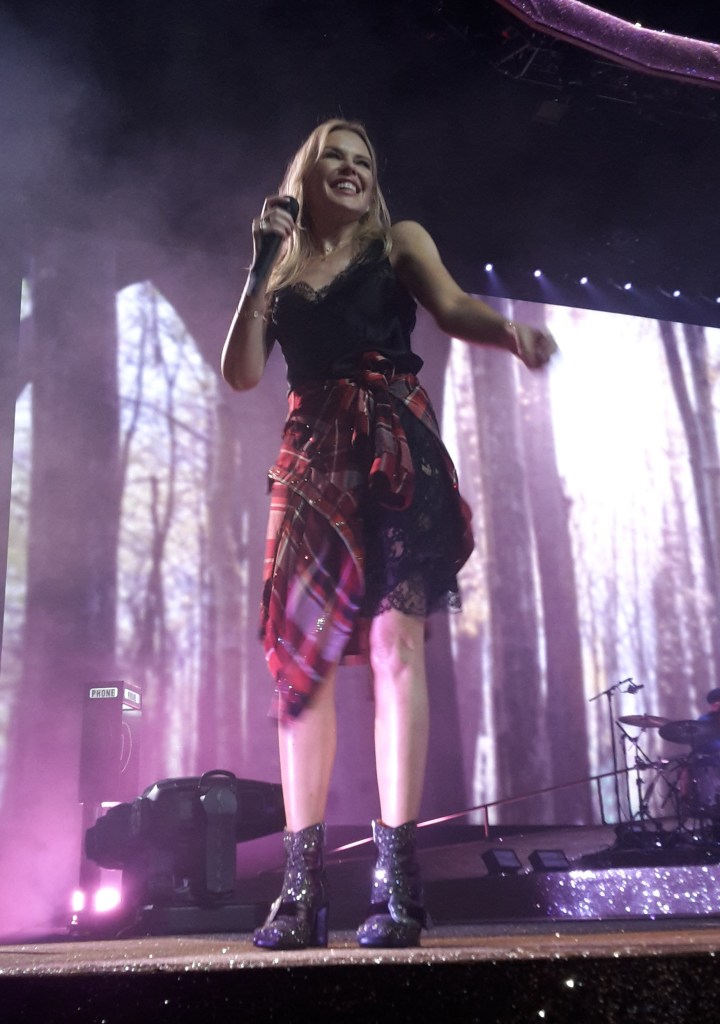 Kylie Golden tour 2018