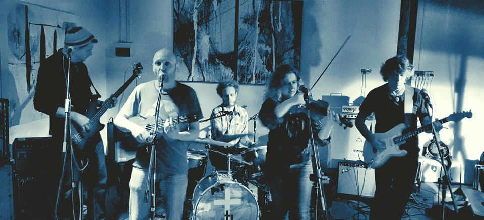 Dave Robertson & The Kiss List