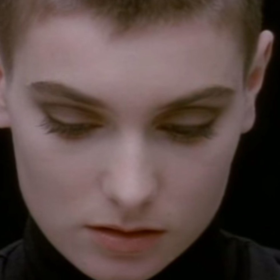 Sinead O'Connor 1990
