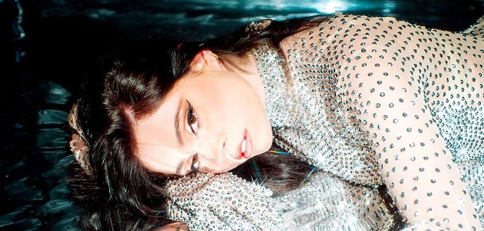 Neriah falling 4 somebody