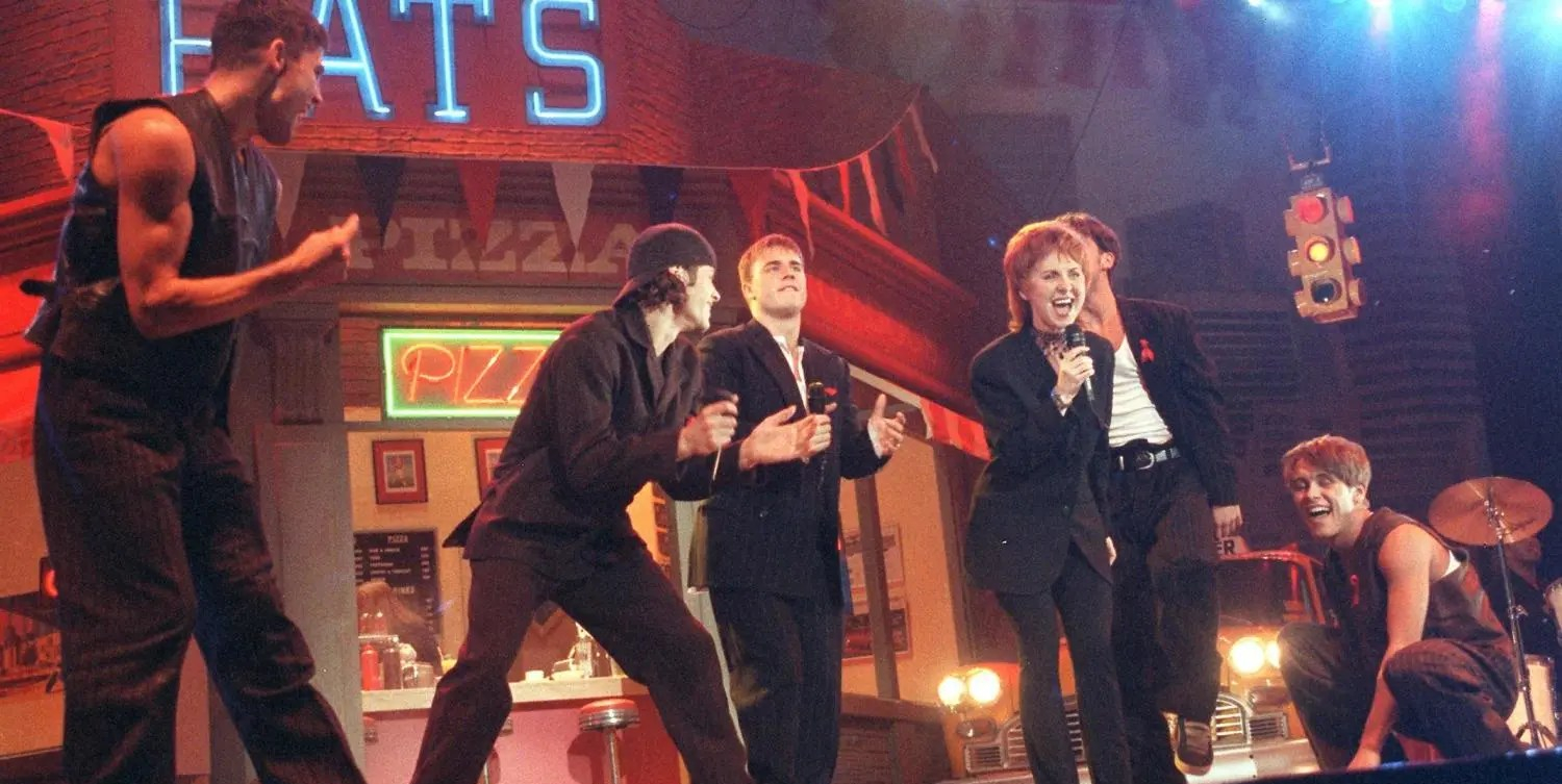 Take That Lulu relight my fire