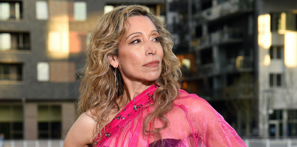 Therése Neaimé smooth operator